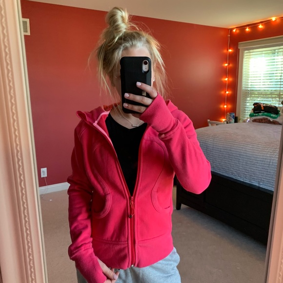 Lululemon Scuba Hoodie - Picture 3 of 5